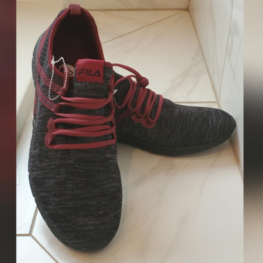FILA shoes red / black  size: 13  men shoe